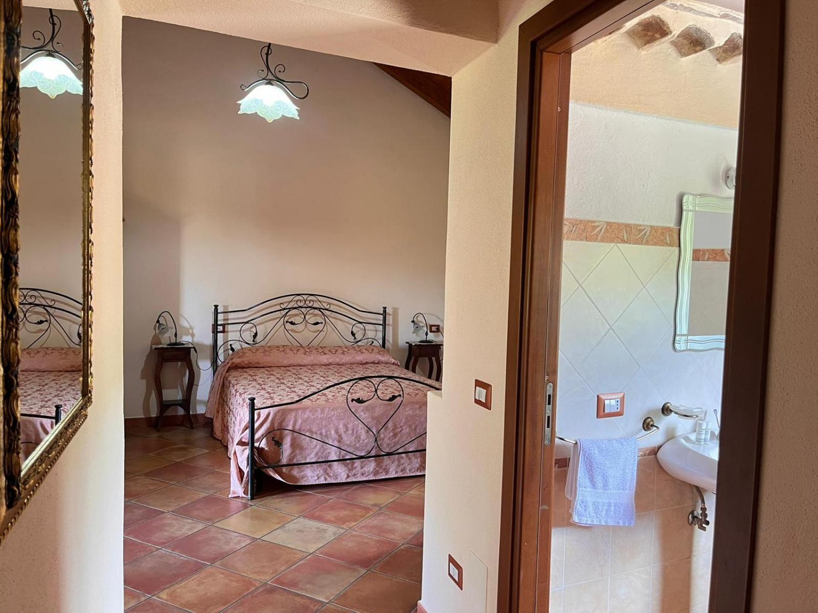 Country House B&B Antica Dimora Del Sole Camerota Luaran gambar