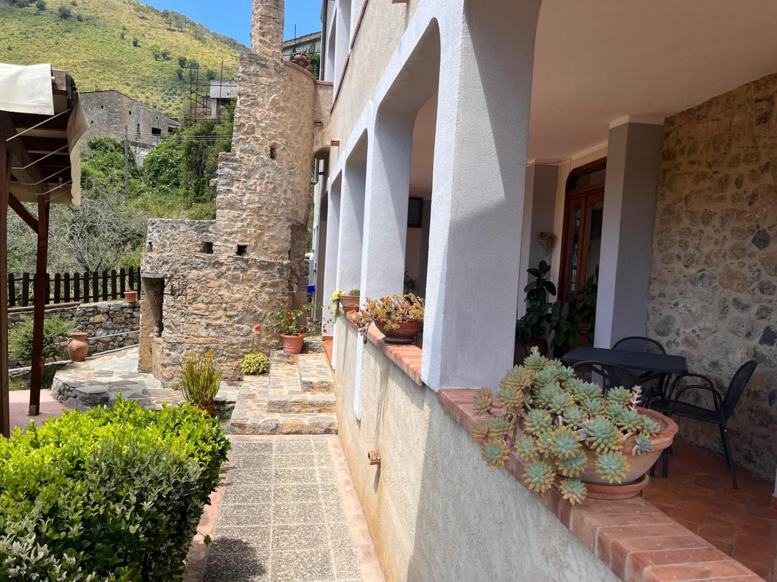 Country House B&B Antica Dimora Del Sole Camerota Luaran gambar