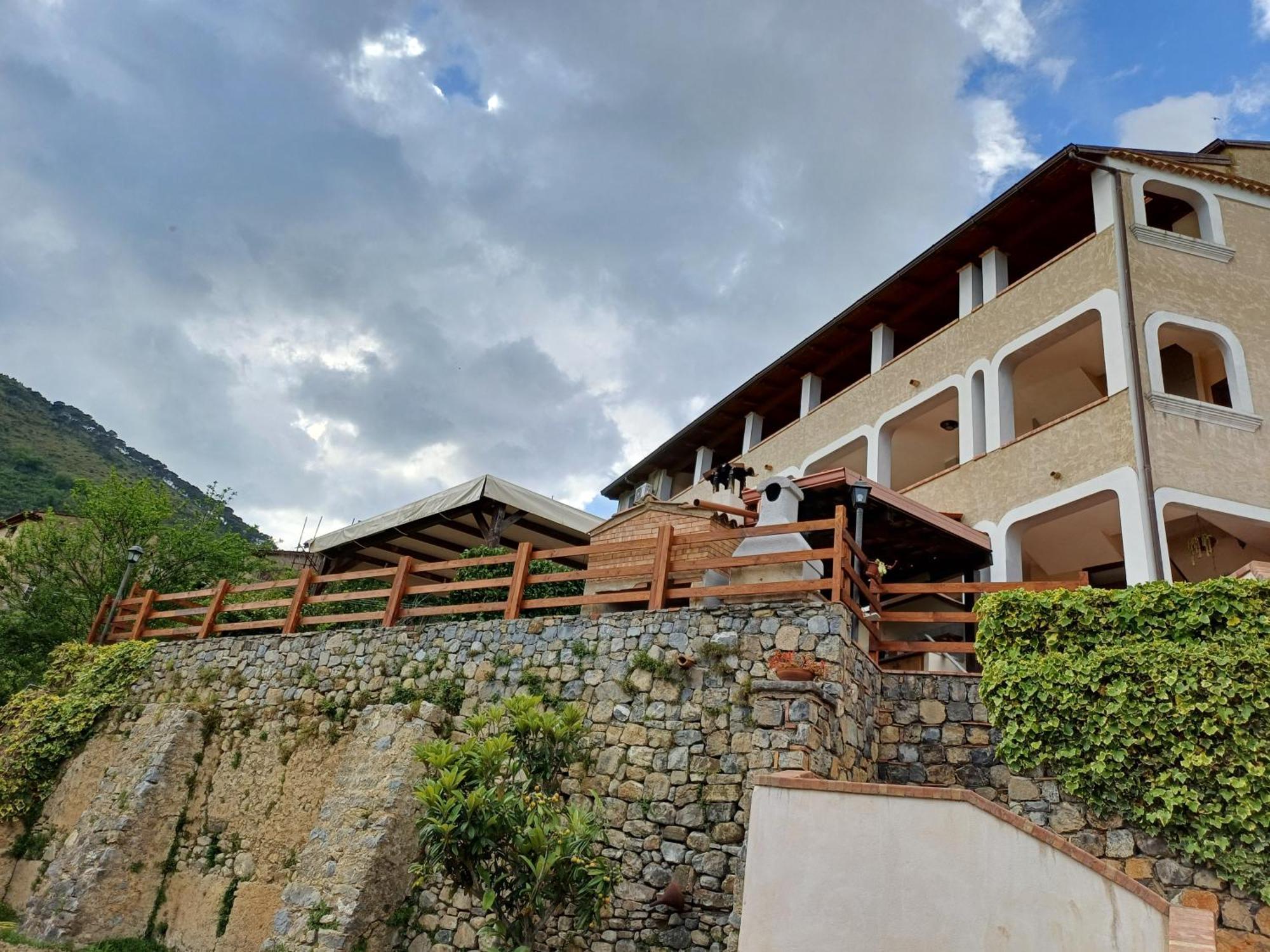 Country House B&B Antica Dimora Del Sole Camerota Luaran gambar