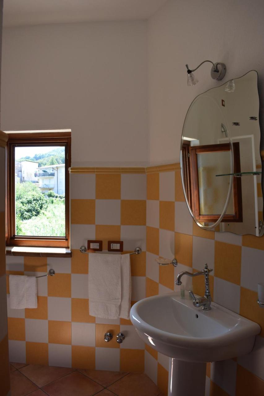 Country House B&B Antica Dimora Del Sole Camerota Luaran gambar